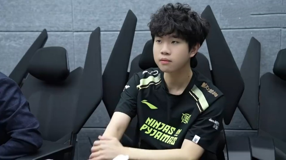 关键回合执 关键回合执