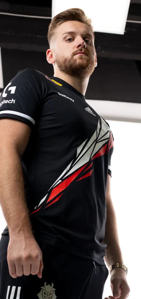 综合来看 综合来看